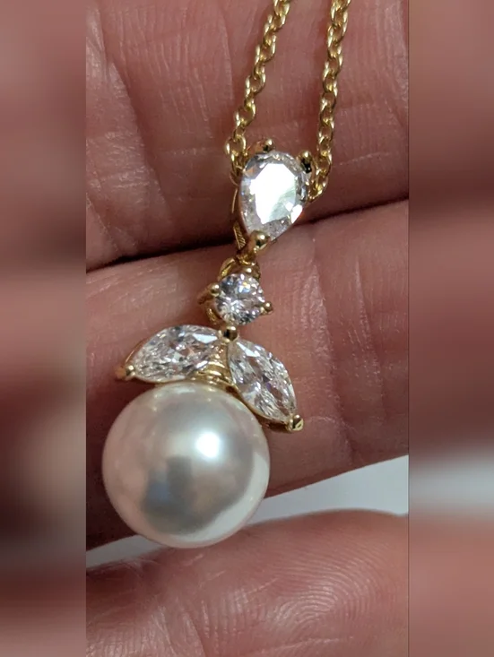 Gold Pearl Pendant Necklace with Crystal Accents R22126-01 - Picture 1 of 7